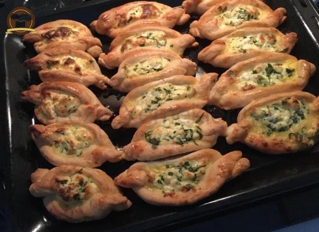 Peynirli Karnıyarık Çörek