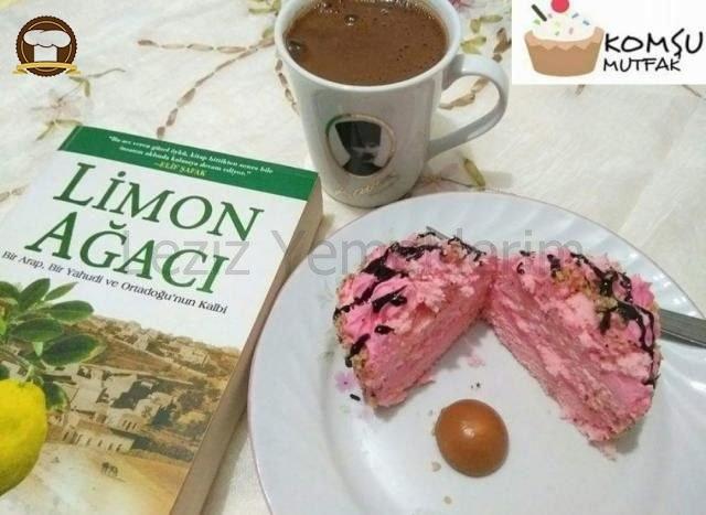 Nişastalı Minik Pastalar