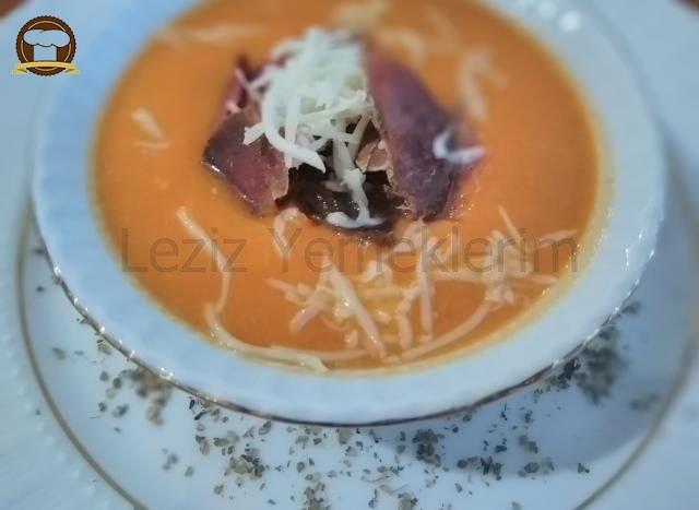 Domatesli Karnabahar Çorbası