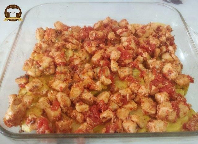 Beşamel Soslu Patatesli Tavuk