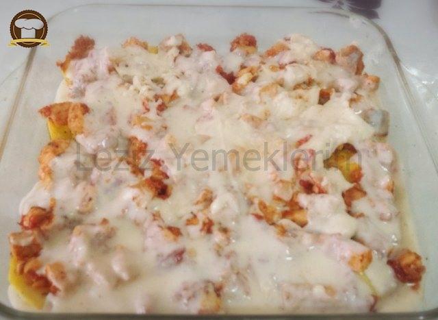 Beşamel Soslu Patatesli Tavuk