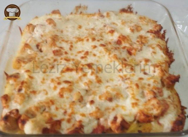 Beşamel Soslu Patatesli Tavuk