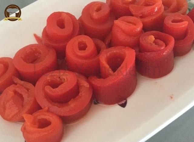 Yoğurtlu Közlenmiş Biber Salatası