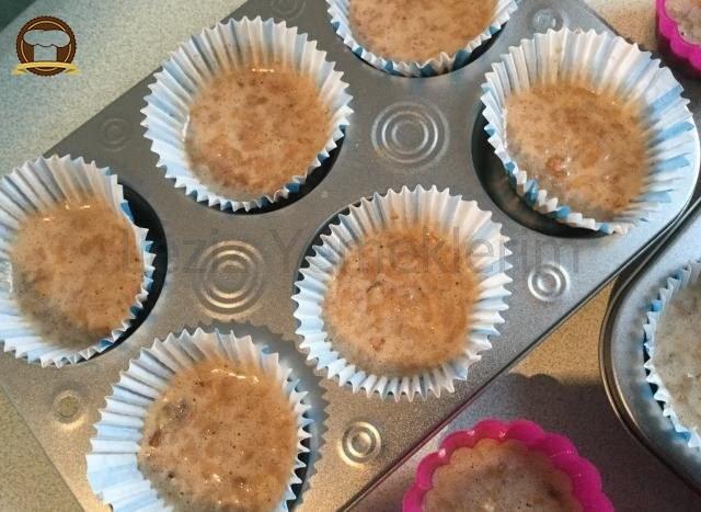 Elmalı Muzlu Muffin