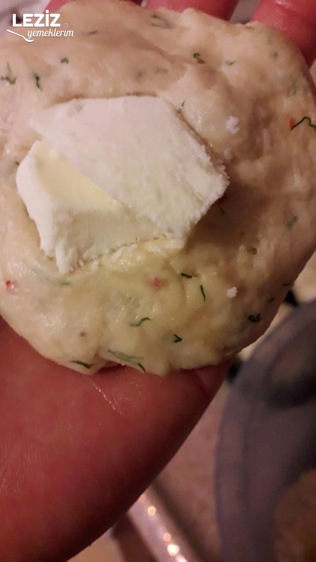 Dereotlu Mayalı Poğaça