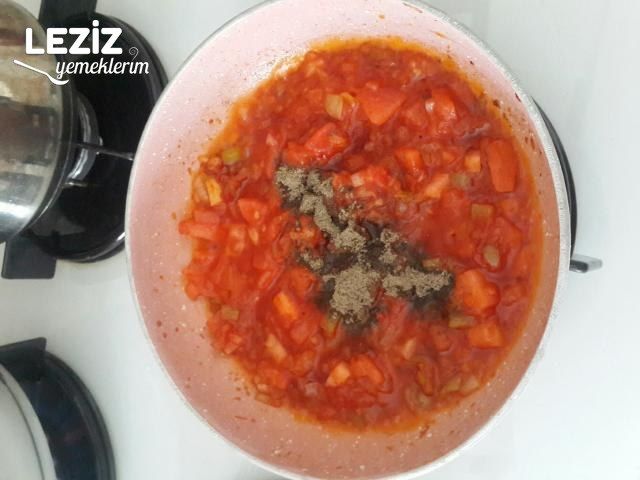 Soslu Makarna Tarifi