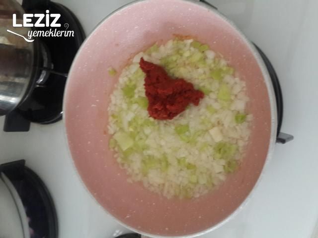 Soslu Makarna Tarifi