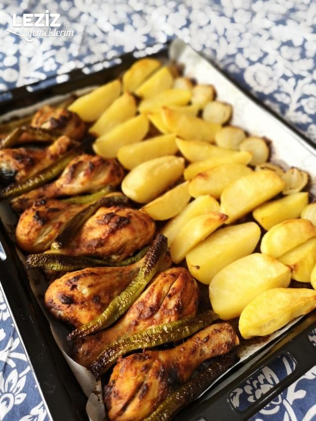 Fırında But Yemeği (Acılı Bol Sarımsaklı)