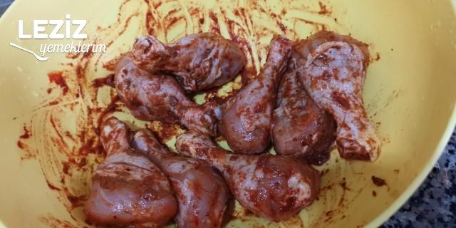 Fırında But Yemeği (Acılı Bol Sarımsaklı)