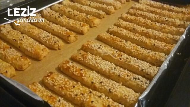Susamlı Çubuk Kurabiye