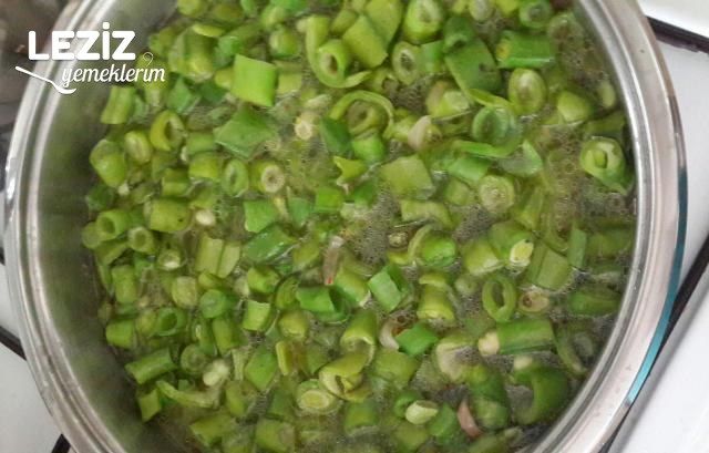 Zeytinyağlı Bakla Yemeği Yapımı