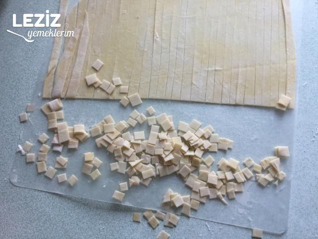 Ev Yapımı Kesme Çorba