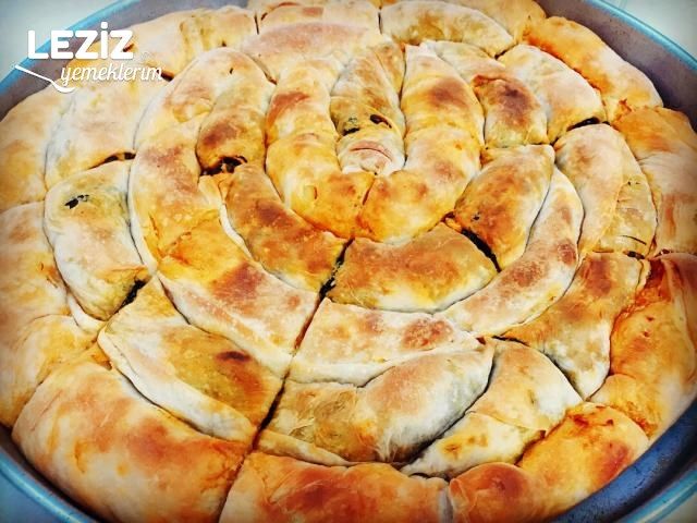 Nefis Ispanaklı Dolama Börek