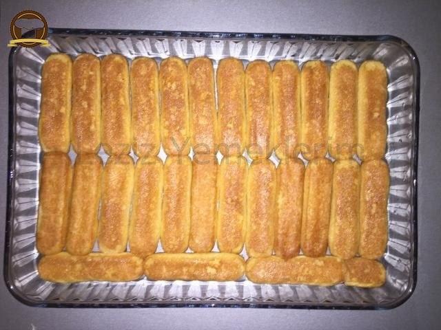 Frambuazlı Kolay Pasta (Fırınsız)
