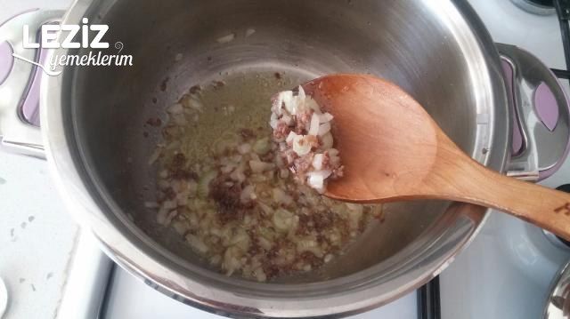 Kıymalı Yeşil Fasulye Yemeği Tarifi