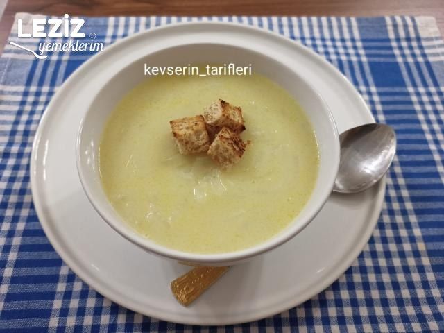 Nefis Soğan Çorbası