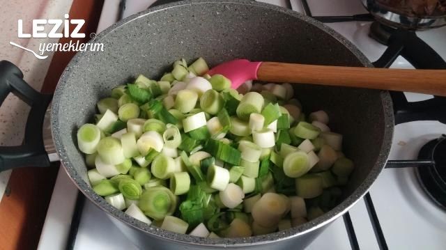 Nefis Pırasa Yemeği Tarifi