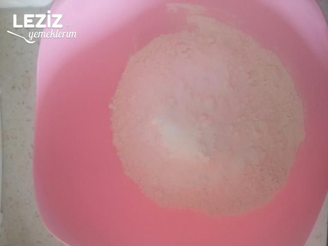 Kahvaltıda Mis Gibi Peynirli Pişi