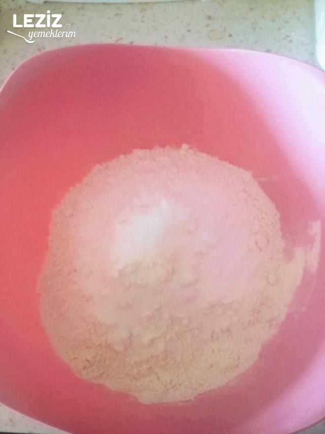 Kahvaltıda Mis Gibi Peynirli Pişi