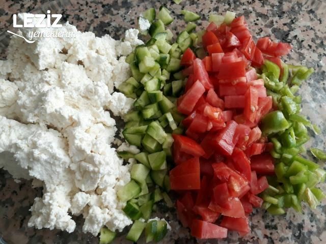 Pratik Çingene Salatası