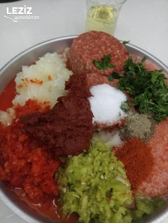 Lahmacun Böreği Tarifi, Nasıl Yapılır