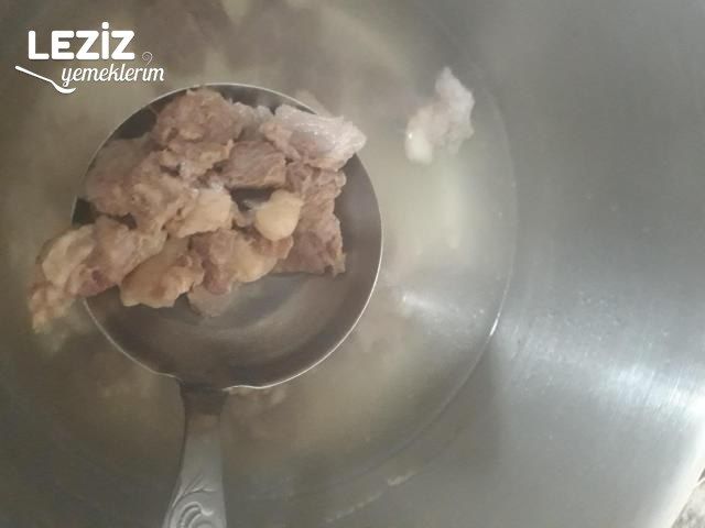 Düğün Çorbasının Yapımı