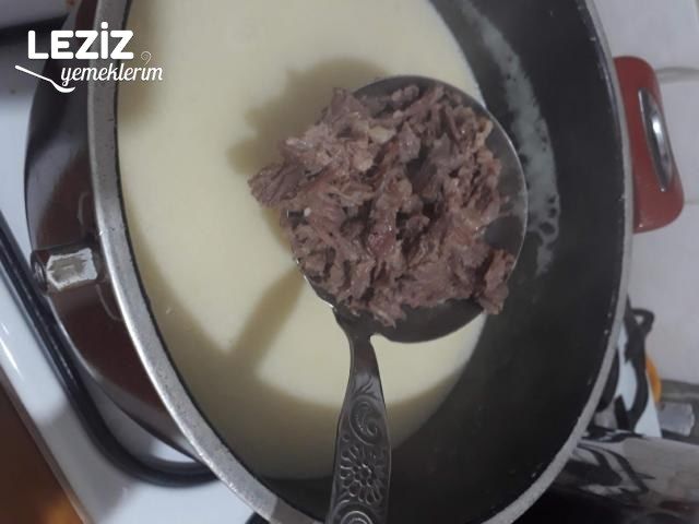 Düğün Çorbasının Yapımı