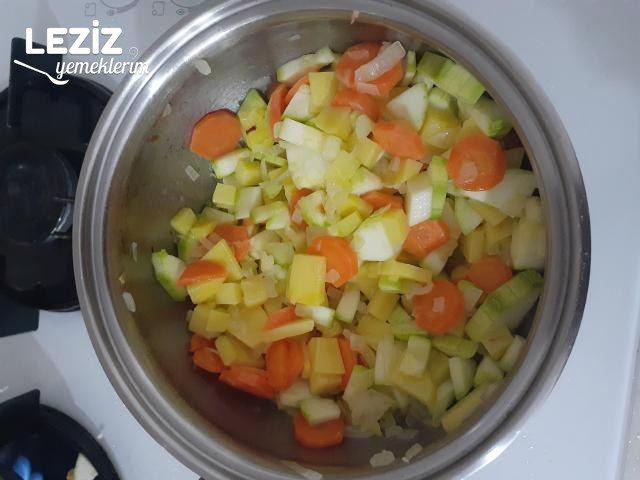 Besleyici Bebek Çorbası Tarifi