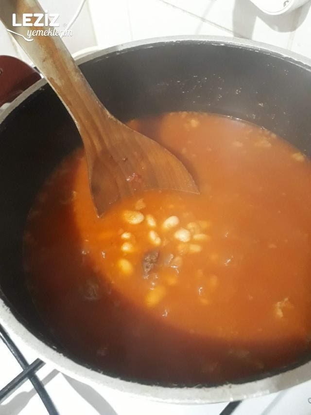 Etli Kuru Fasulye Yemeği Yapılışı