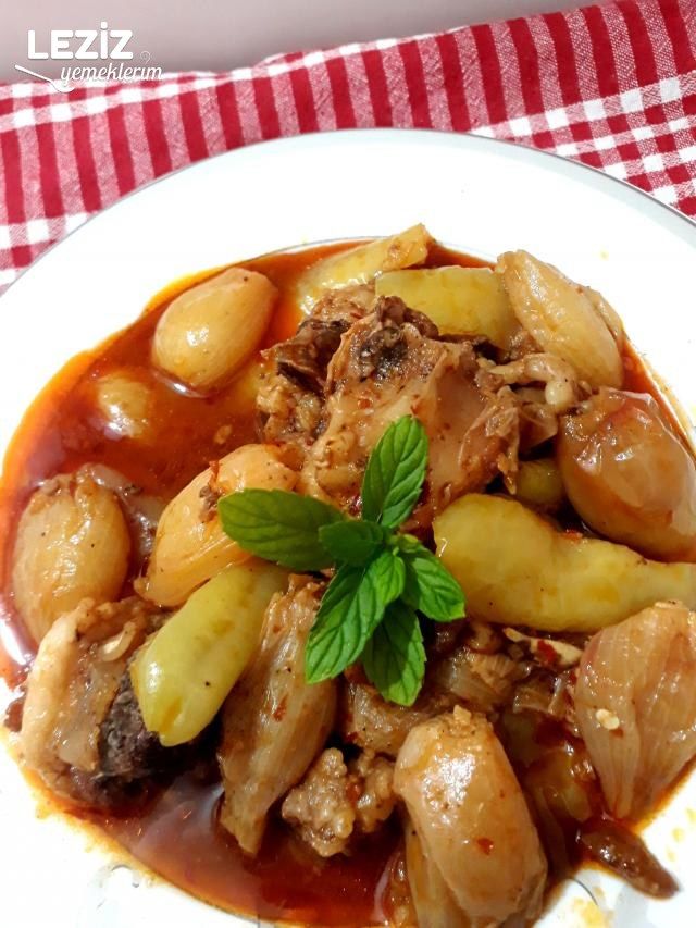 Arpacık Soğanlı Tencere Kebabı