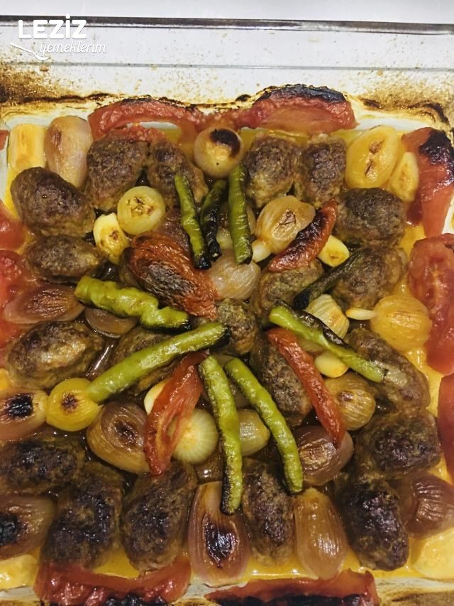 Arpacık Soğanlı Kıymalı Kebap