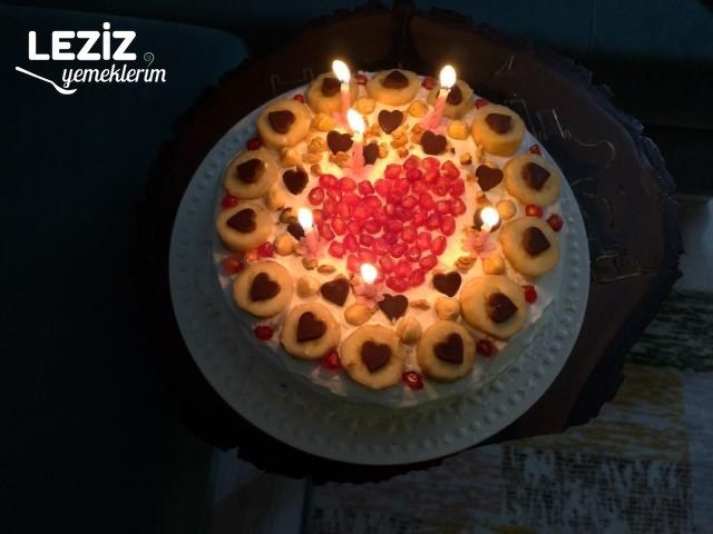 Kakaolu Narlı Pasta