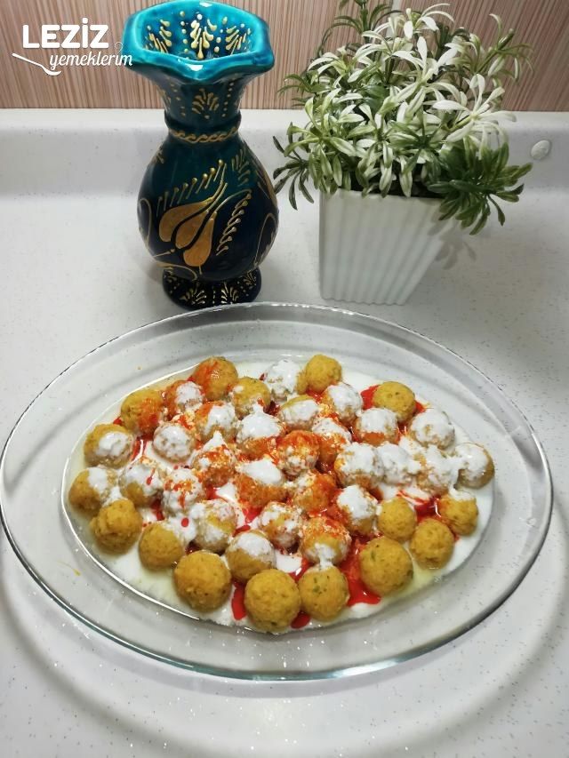 Yoğurtlu Bulgur Köftesi Tarifi, Nasıl Yapılır