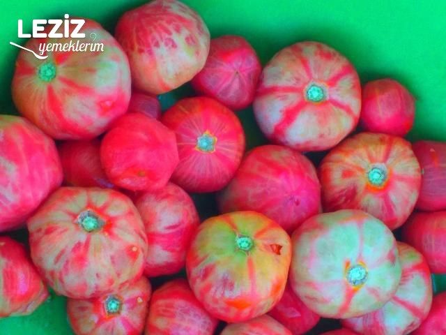 Kışlık Domates Konservesi Tarifi