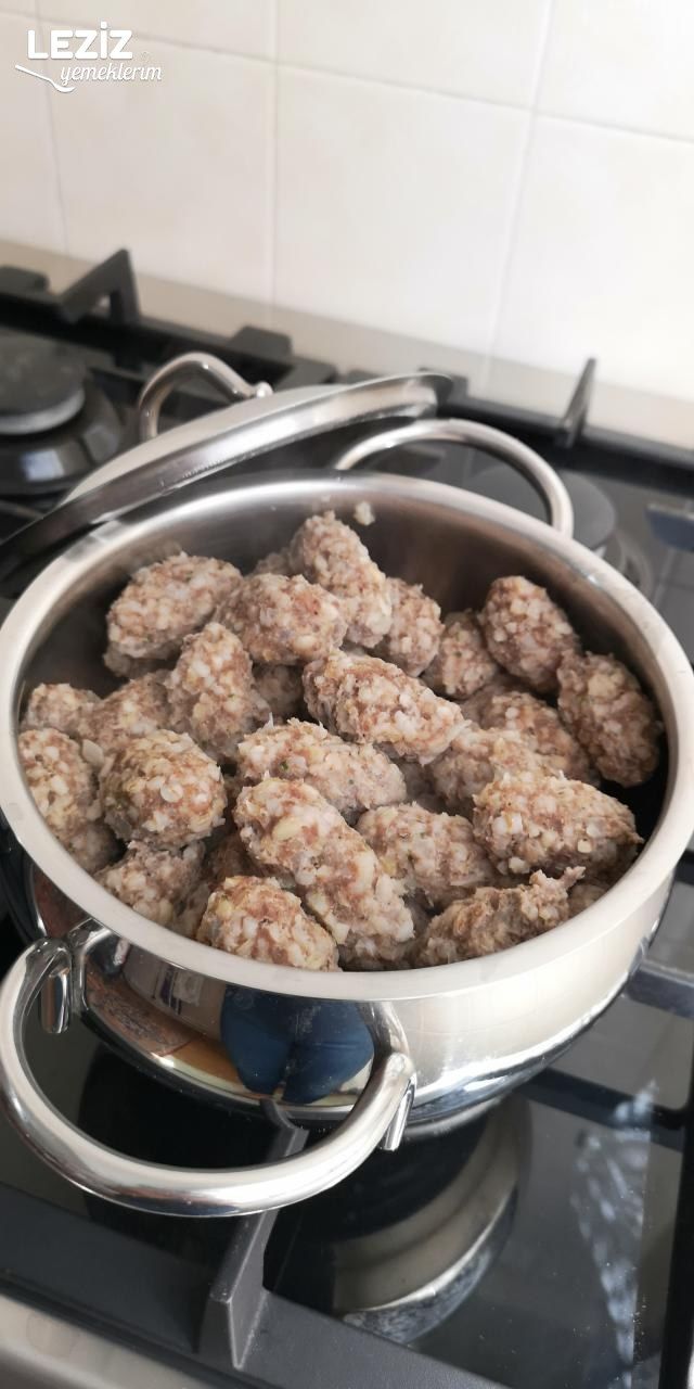 Bulgurlu Etli Satır Köftesi