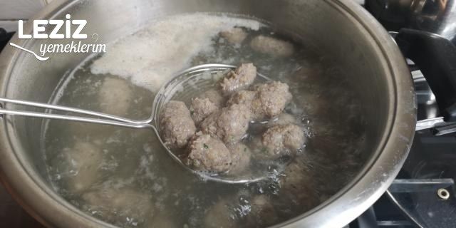 Bulgurlu Etli Satır Köftesi