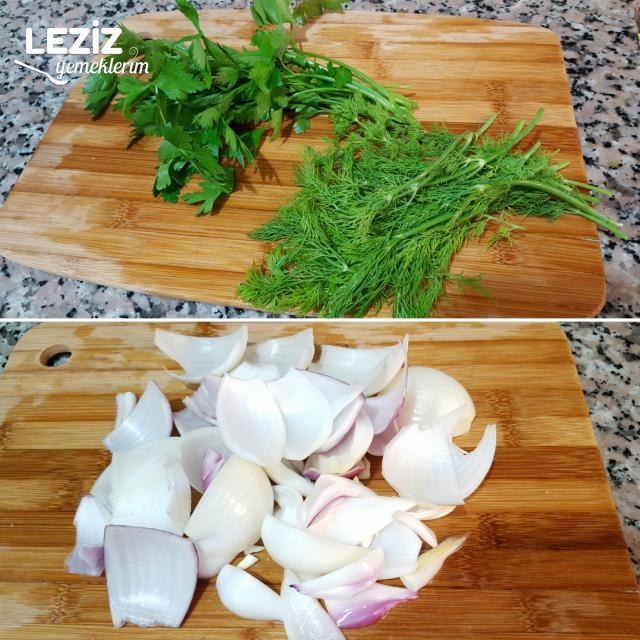 5 Dk’da Közlenmiş Soğan Salatası (Mükemmel)