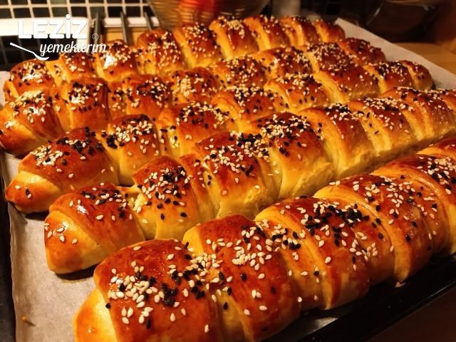 Börek Tadında Peynirli Poğaça
