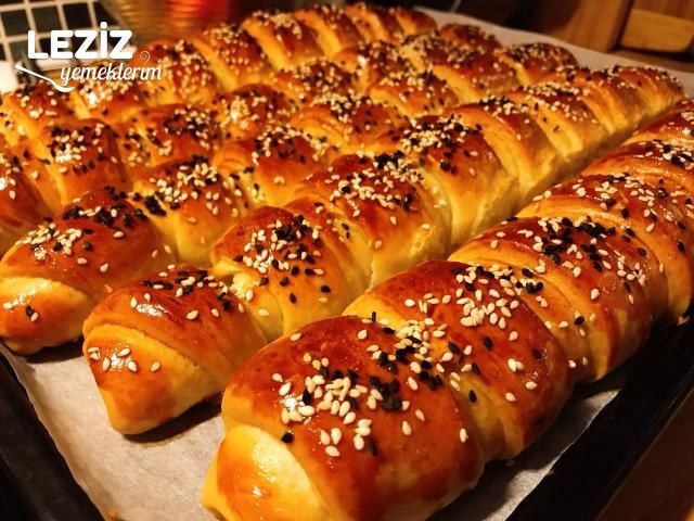 Börek Tadında Peynirli Poğaça