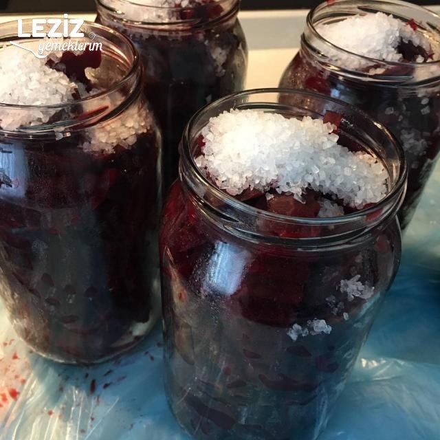 Kırmızı Pancar Turşusu