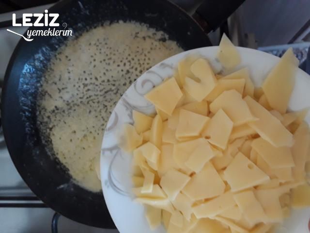 Kaymakla Kolay Kuymak Tarifi