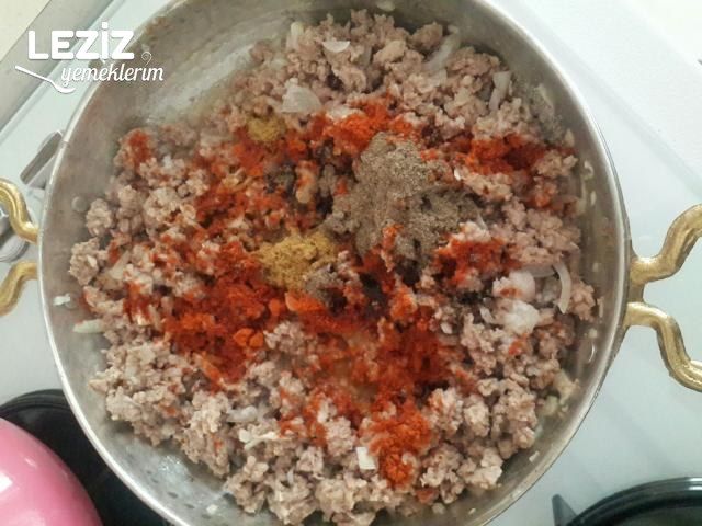 Galetalı Çıtır Kıymalı Rulo Börek