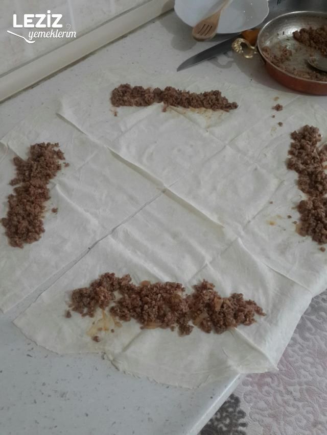 Galetalı Çıtır Kıymalı Rulo Börek