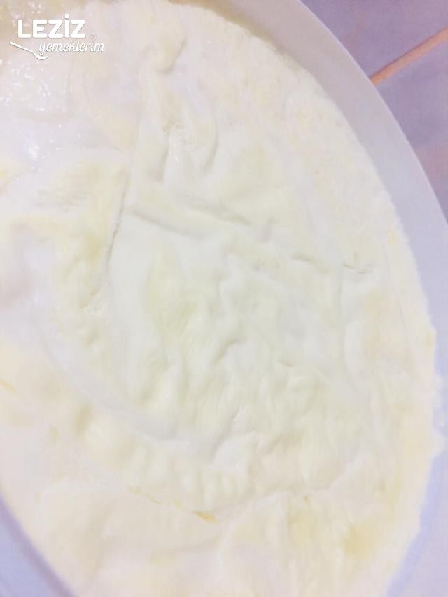 Kaymaklı Yoğurt Mayalama Yöntemi