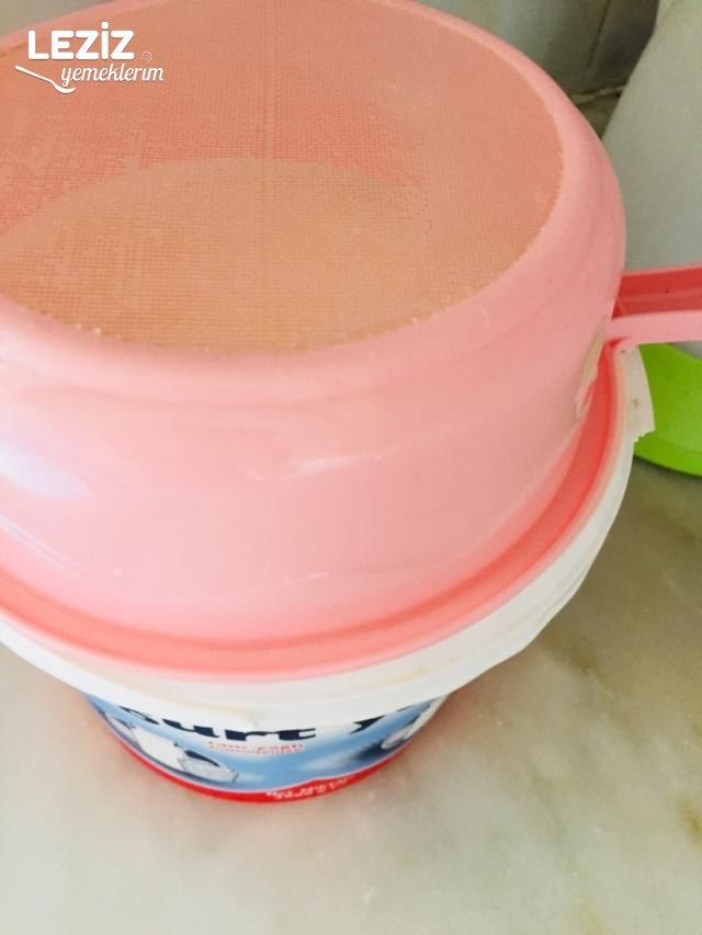 Kaymaklı Yoğurt Mayalama Yöntemi