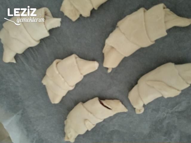 Milföy İle Kruvasan Tarifi