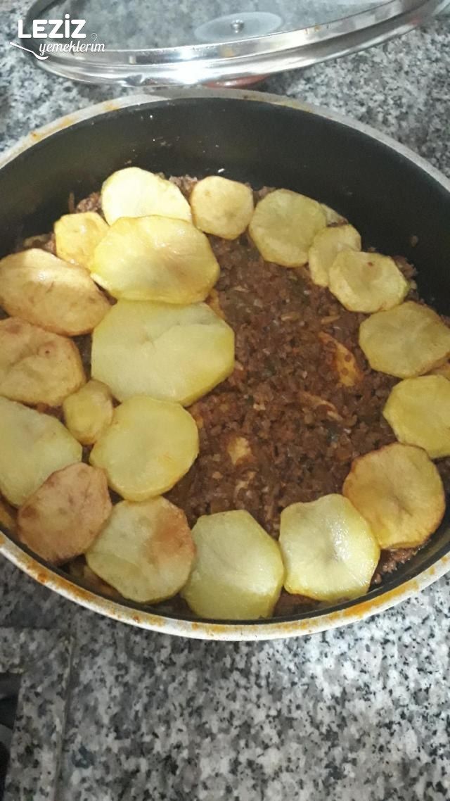 Fırınsız Patates Musakka
