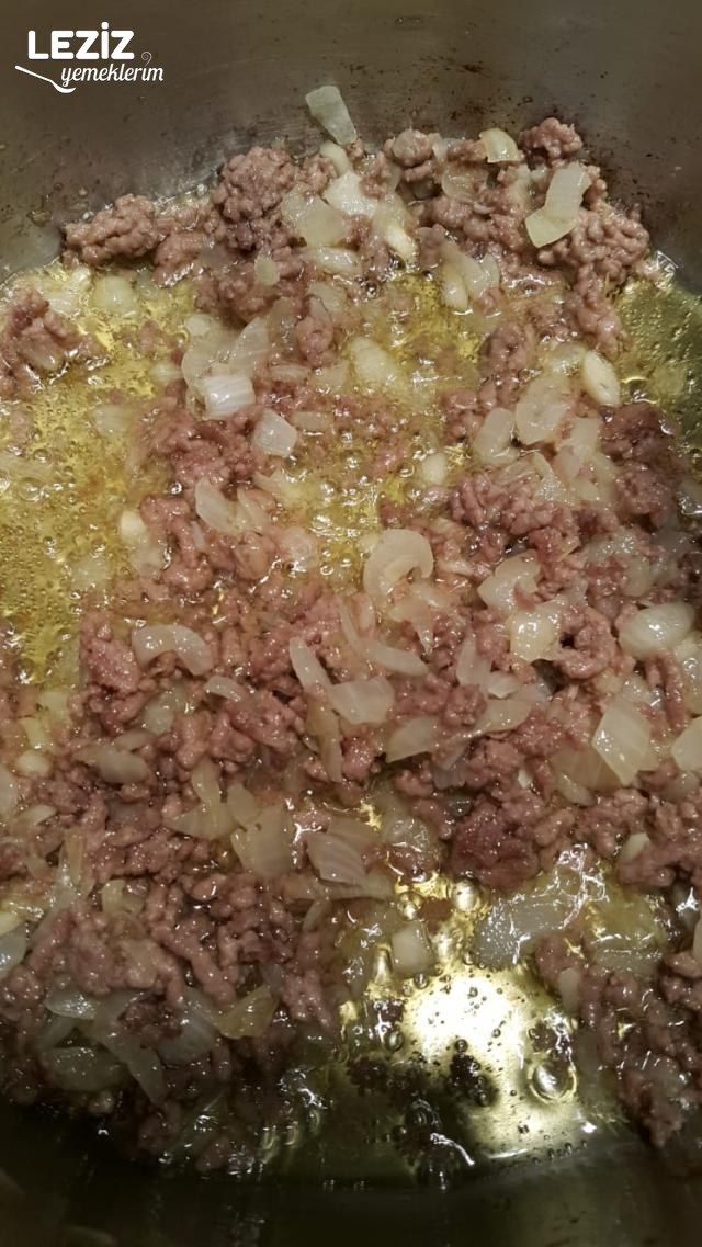 Kıymalı Bamya Yemeği