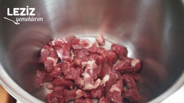 Nefis Çiftlik Kebabı Tarifi