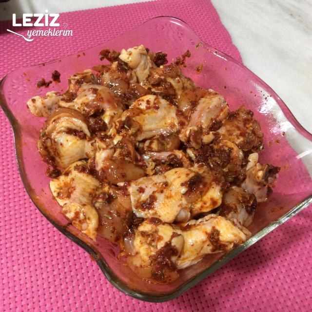 Mangal Tadında Fırında Kanat